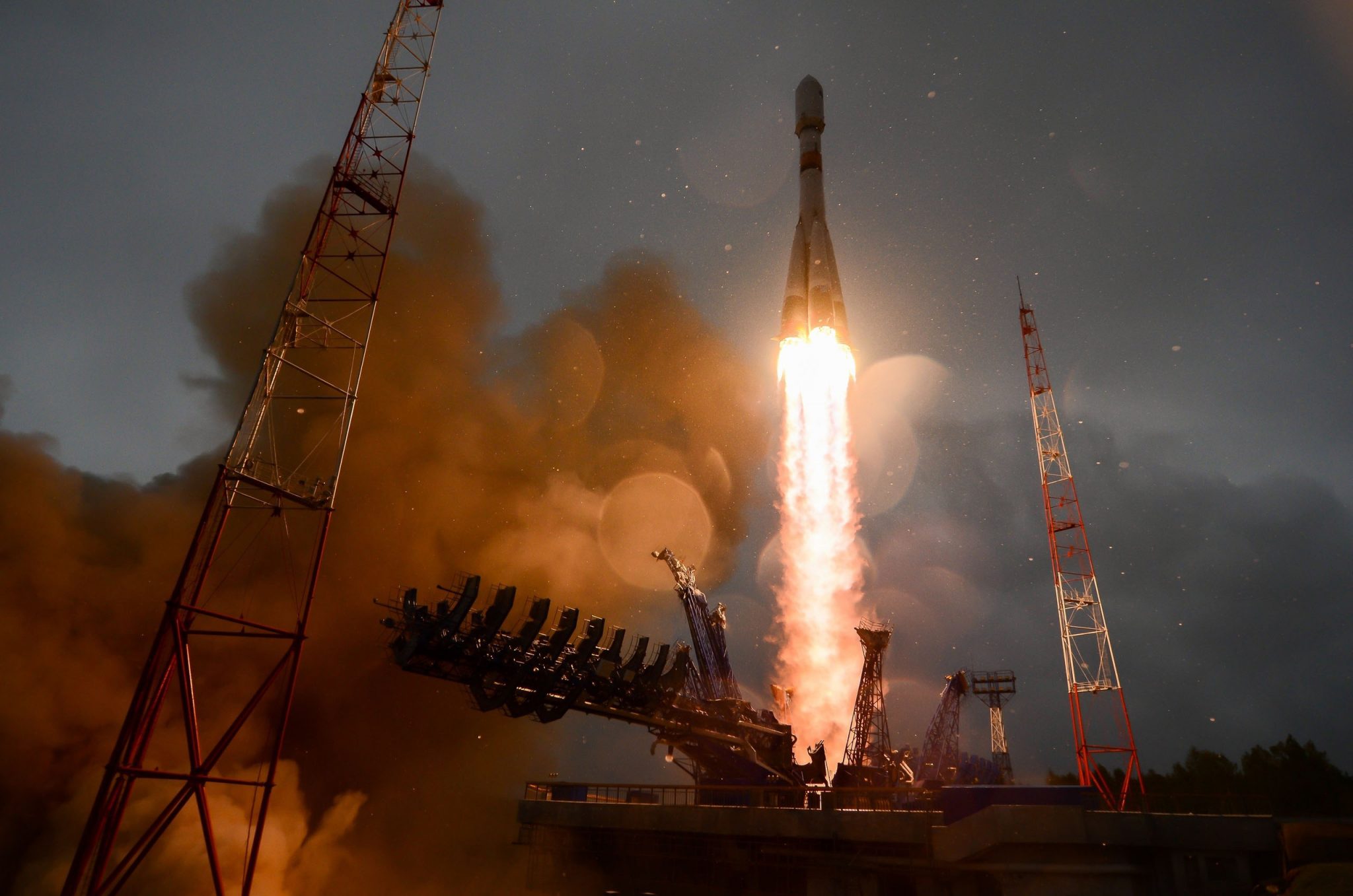 Воздушно космическая техника. Космические войска Байконур. Ракета космодром Плесецк. Союз 2.1б Плесецк. Космические войска оружие.